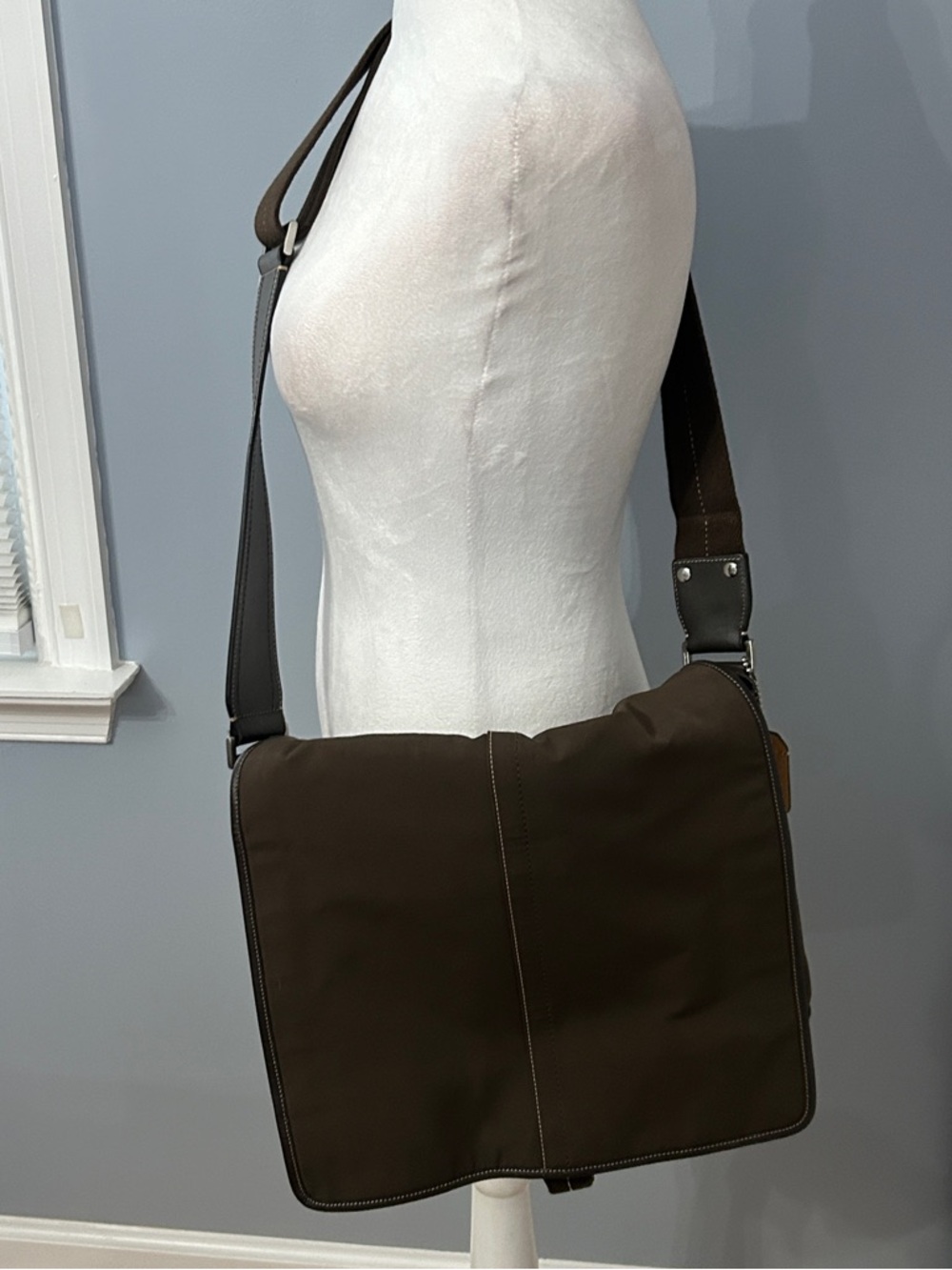 COACH Transatlantic Nylon Messenger Bag Y2K Brown Leather Trim Crossbody 5300